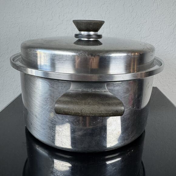 Amway Queen Stock Pot 5 Qt 18/8 Stainless Steel with Lid Multi-Ply Made in USA - Picture 3 of 9